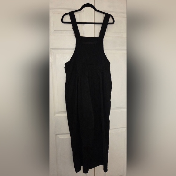 NWOT Shein Black Overalls - Picture 4 of 7